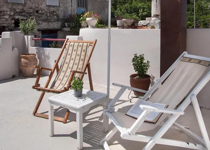 Feneri 3 -Cozy Rustic Apt 20\' From Elafonisi Beach
